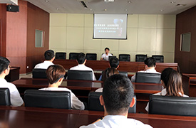 公司組織員工參加“樹立風險意識，遠離非法集資”投資者宣傳教育活動